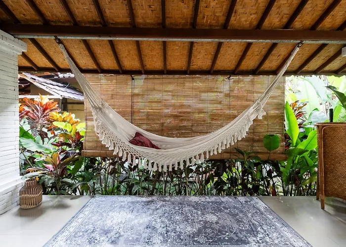 Vastu Family アパート